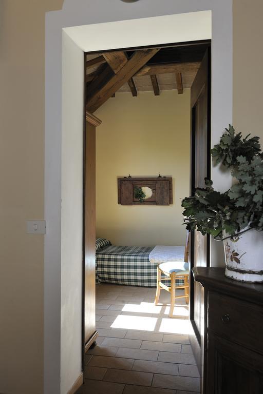 Agriturismo Il Corniolo Cenerente Værelse billede